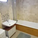 Daire Bright And Spacious With Balcony *